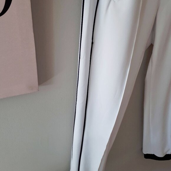 NWOT Zara white pants with black pipe detailing and hems and zipper detailing, L - Picture 10 of 10